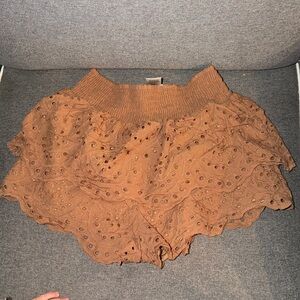 URBAN Romantics Tan Eyelet Ruffle Skort